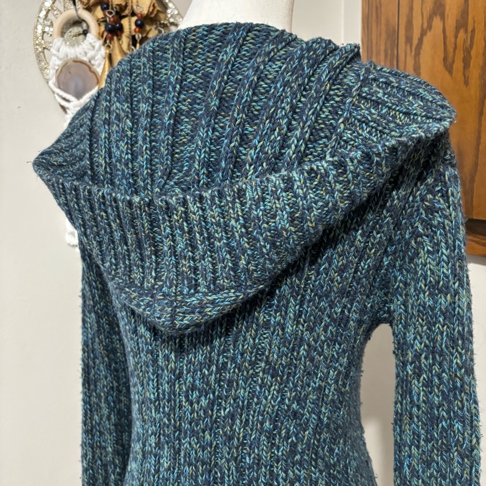 Old Navy Vintage Knit Crochet Sweater Size Small Button Embellishment Green Blue - Picture 7 of 11